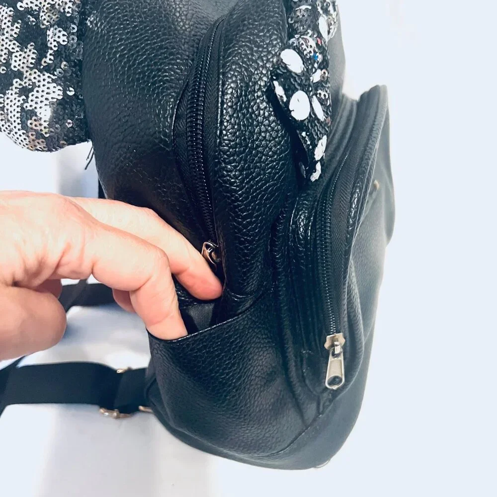 Disney color black
